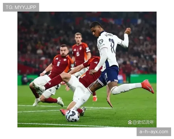 乌拉圭队新进攻套路持续提升,助力球队在国际赛场争夺荣誉 乌拉圭队新进攻套路持续提升,助力球队在国际赛场争夺荣誉