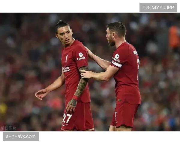 努涅斯红牌争议:战术纪律与比赛判罚尺度分析 努涅斯红牌争议:战术纪律与比赛判罚尺度分析